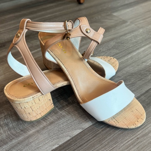 ❤️ELEGANT Coach Heels with Rainbow Charm on Strap - Picture 2 of 10